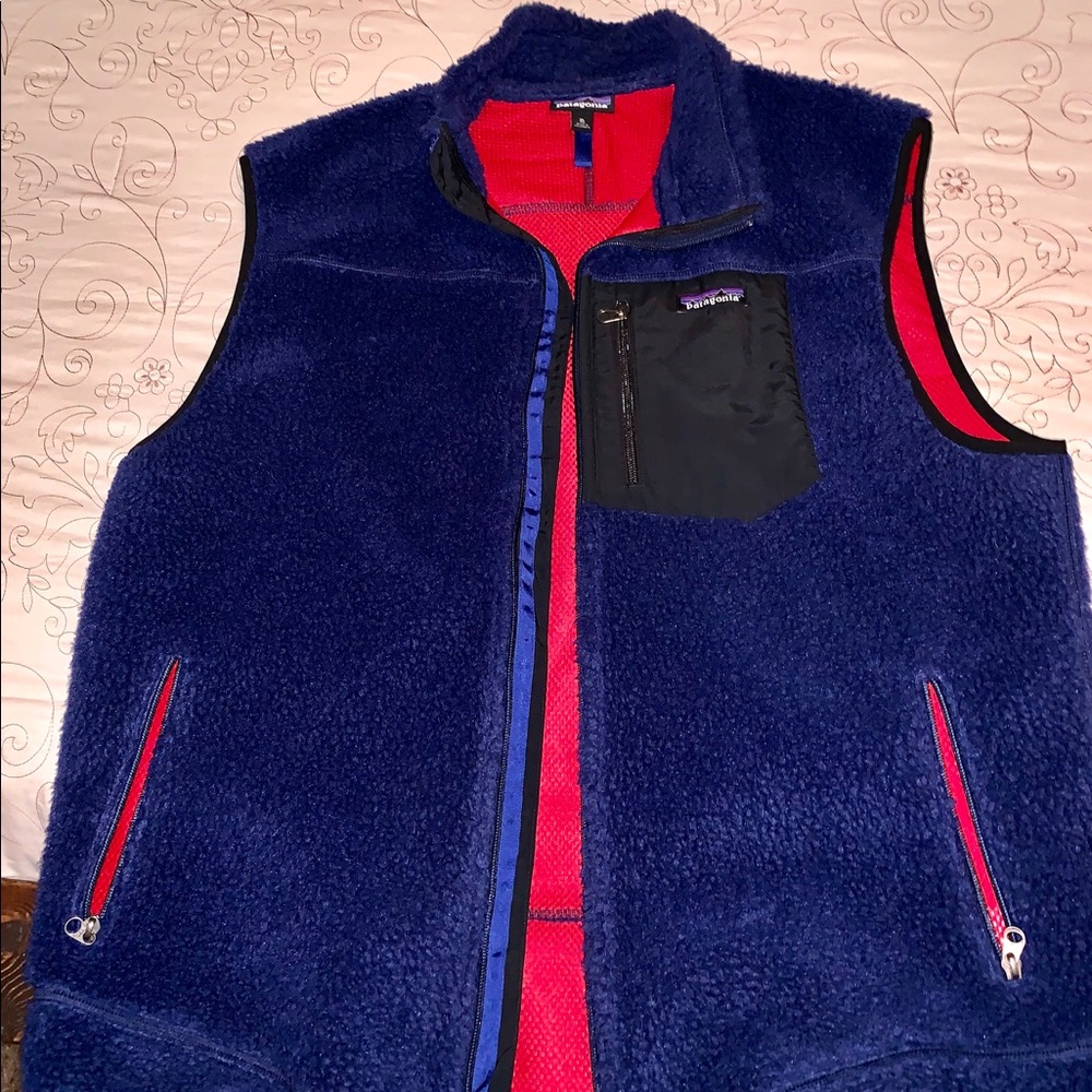 Patagonia men’s Classic Retro-X Vest Fleece Vest